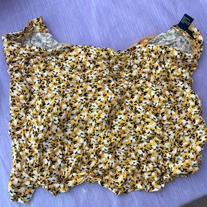 Forever 21 Floral pattern skirt